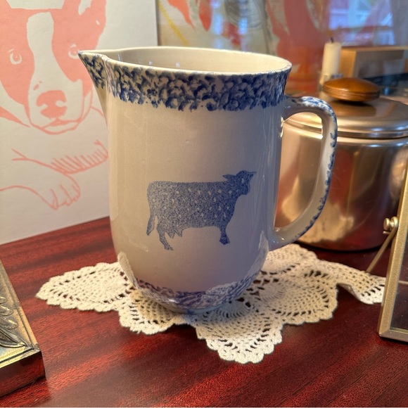 Tienshan Folk Craft Cream & Blue Sponge Paint Pitcher - Heart & Cow - 64 Oz - Picture 2 of 8